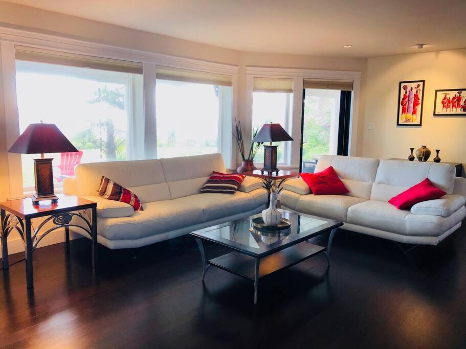 Saanichton Waterfront 2Br Suite With Superb Views Exterior photo