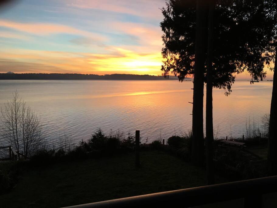 Saanichton Waterfront 2Br Suite With Superb Views Exterior photo